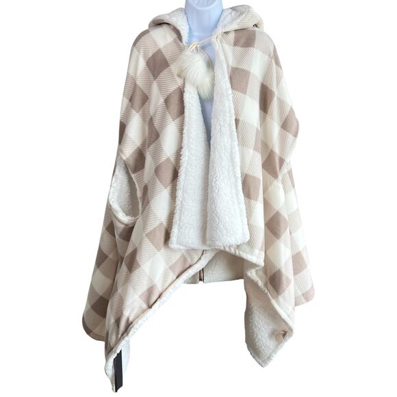 Soft Surroundings Wearable Throw Sherpa Poncho Cape Beige Plaid One Size NWT - Picture 1 of 9